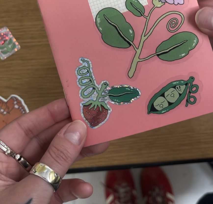 'Glittery Strawberry' - vinyl sticker